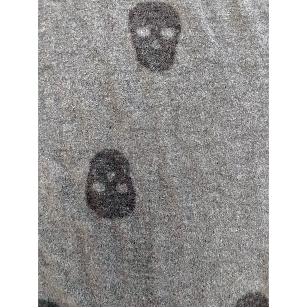 NWT Pink Rose Womens XL Grey Skull Print Hacci Knit Pullover Sweater - Picture 6 of 6